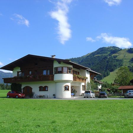 Ferienhaus Resi & Obermoser ケセン エクステリア 写真